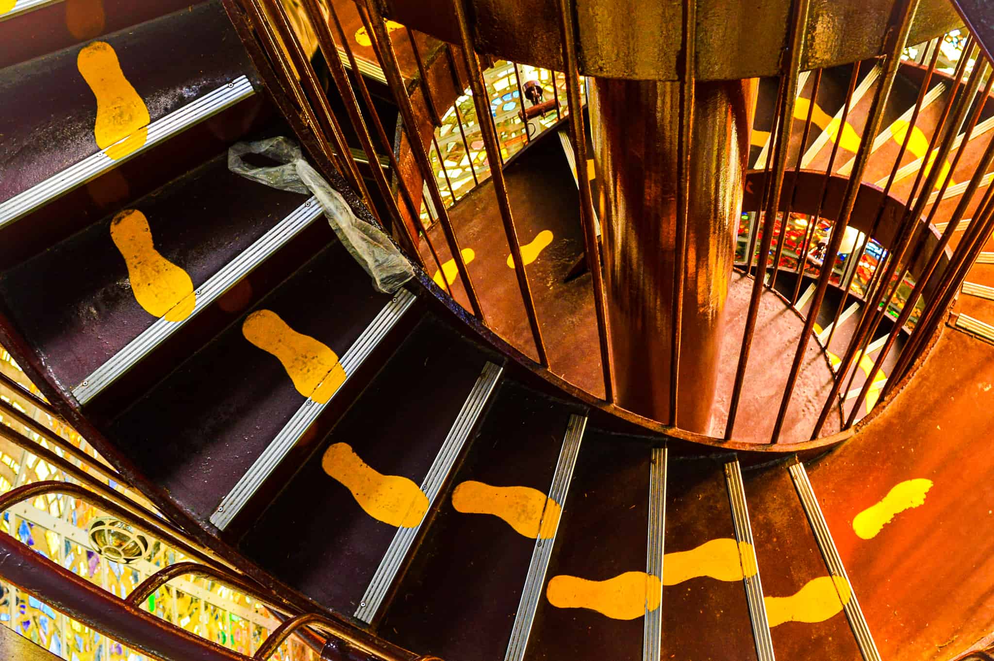 Navigating This Space-journal prompts for self-discovery